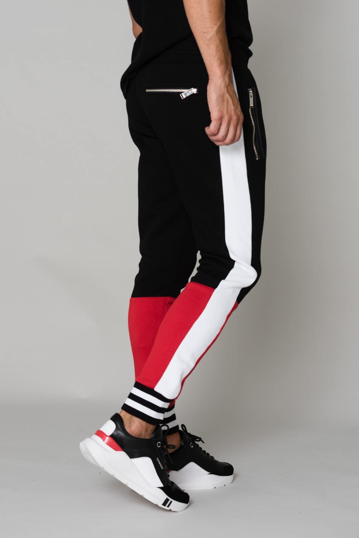 Black and red tracksuit - Image n°2