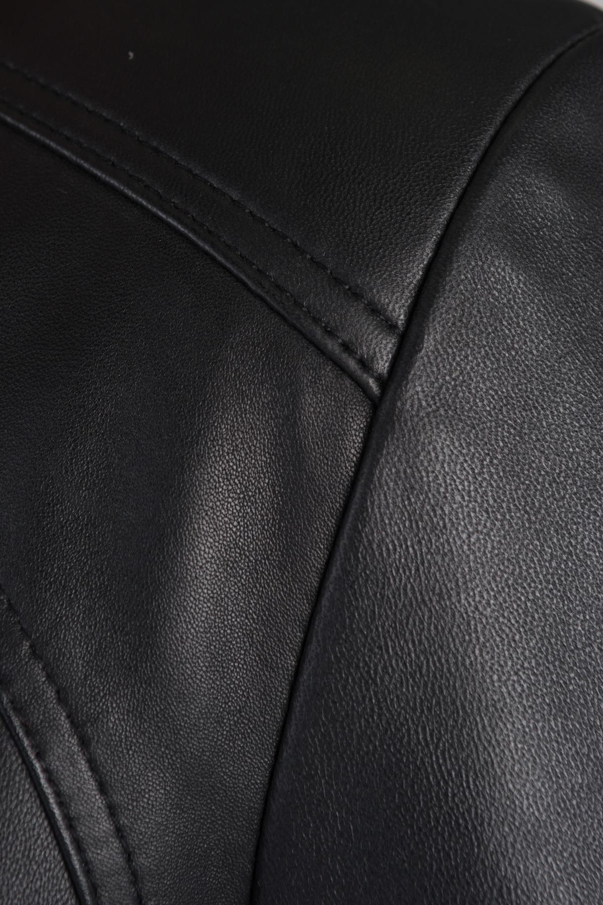 Black lambskin café racer with skinny fit, Mao collar, zipped sleeves. - Image n°7