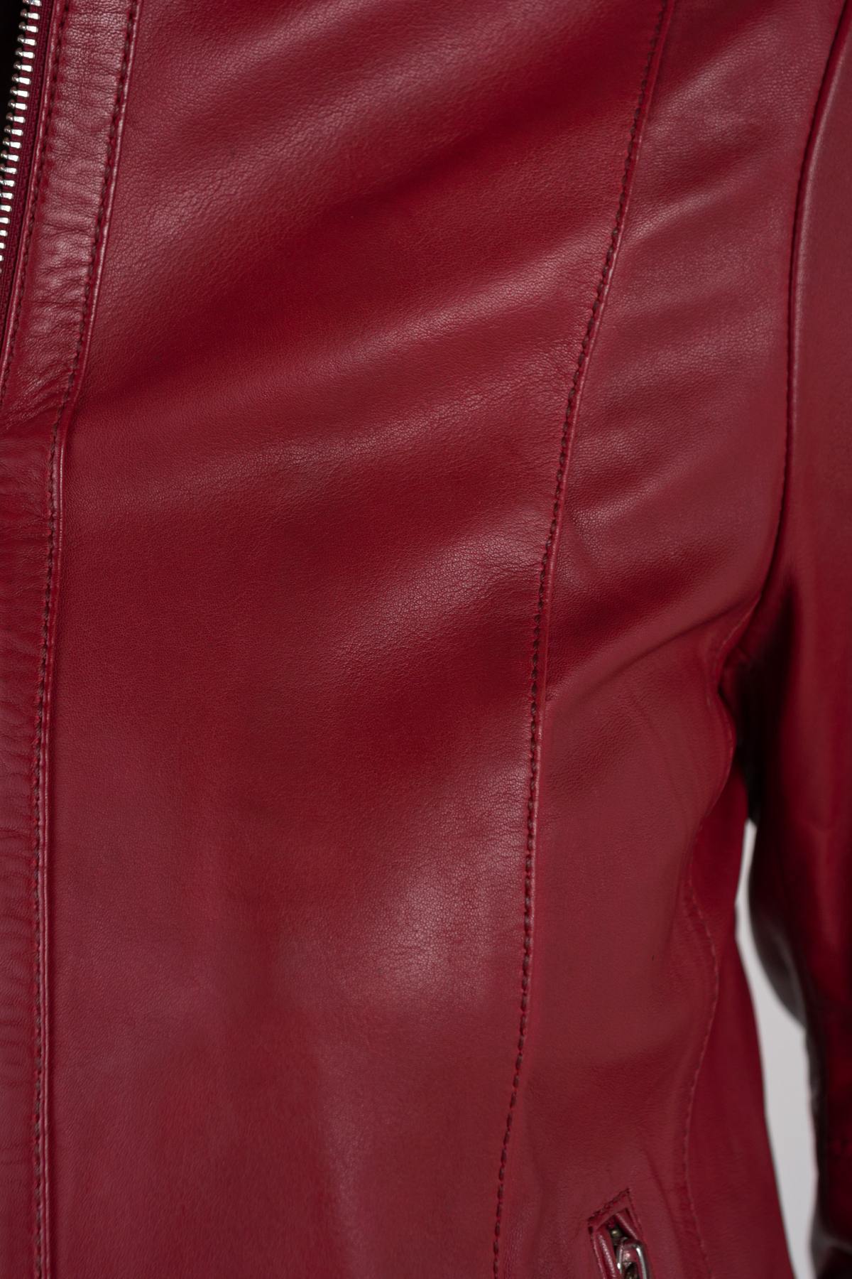 Red lambskin biker jacket. Feminine edge with Mao collar and press-stud. - Image n°6