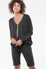 Women's dangling V-neck sweater - Image n°4
