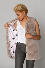 Sleeveless faux fur coat - Image n°6