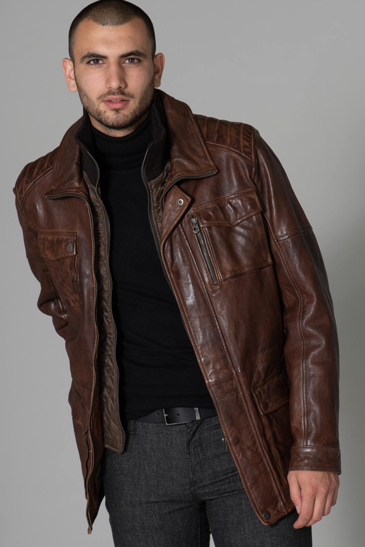 Dark cognac lambskin jacket with a vintage straight cut and sheen. - Image n°4