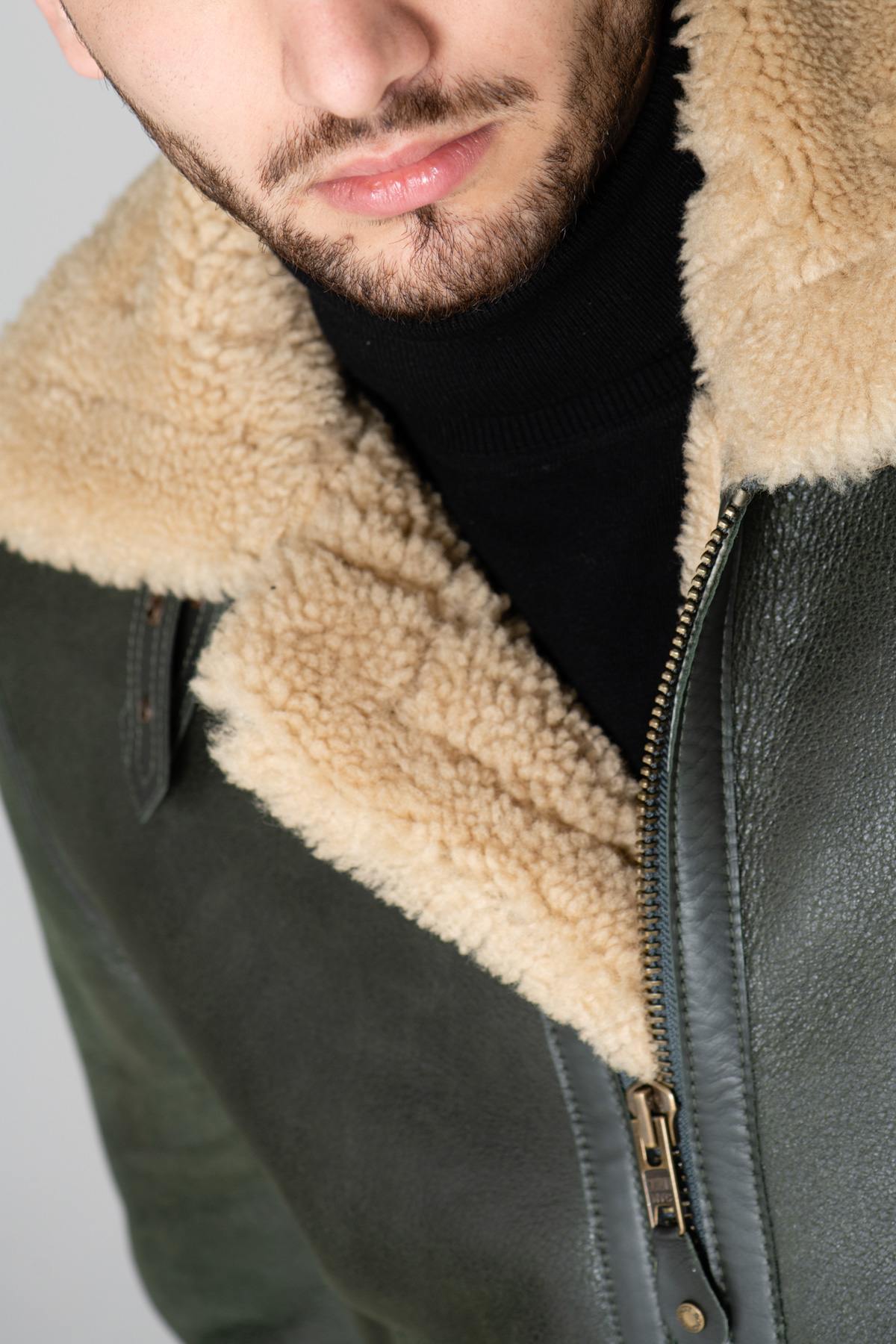 Schott's shearling bomber, a vintage aviator with timeless warmth. - Image n°7