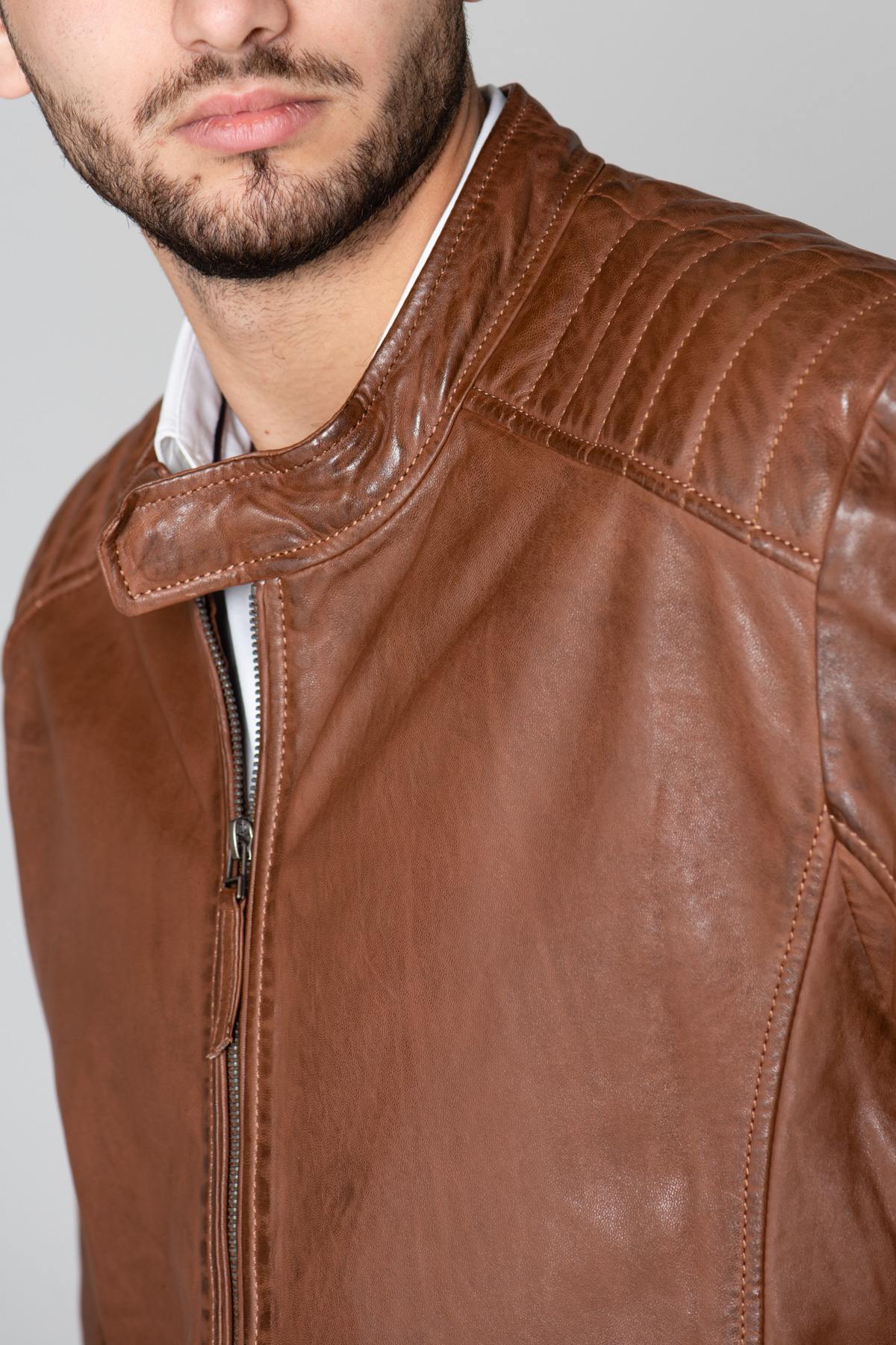 Warm cognac sheepskin, easy fit. Biker collar, vegetable-tanned. - Image n°5
