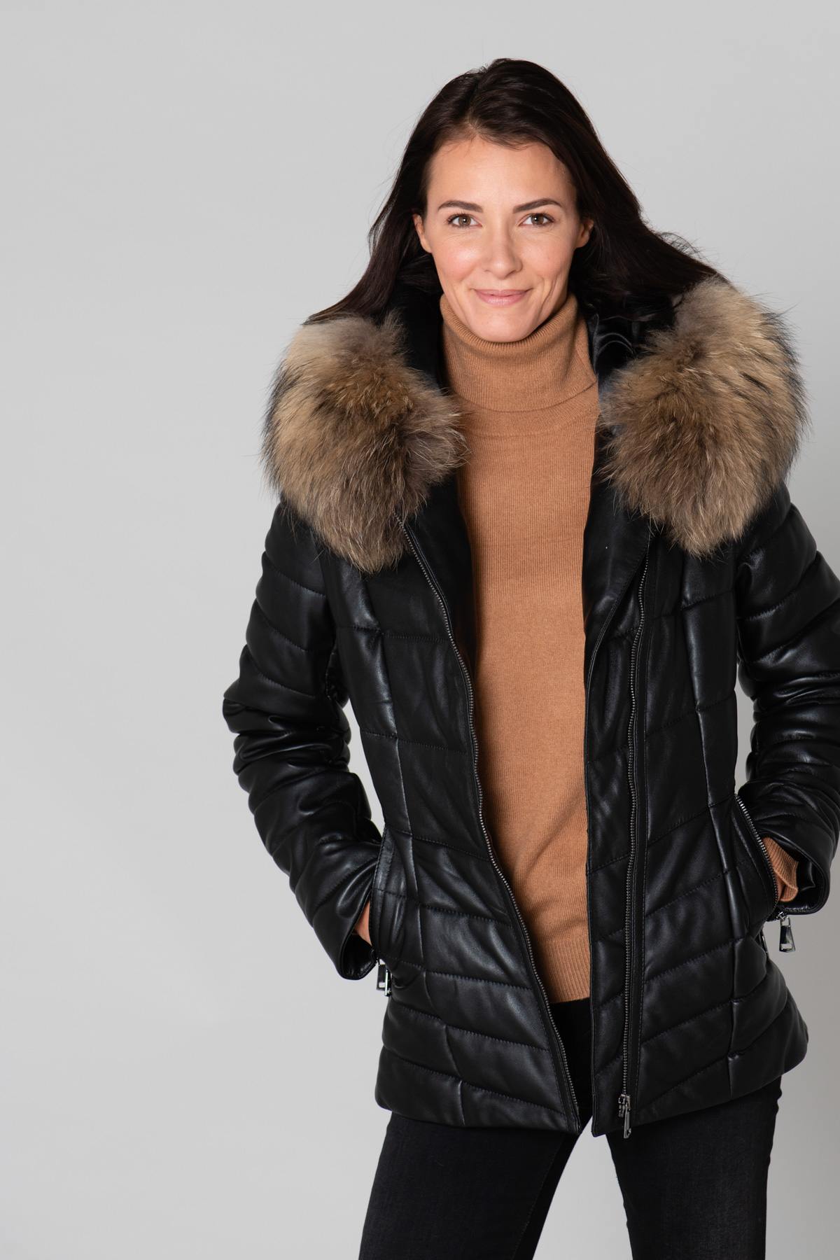 Black lambskin jacket, mid-length with genuine shearling for warmth. - Image n°6