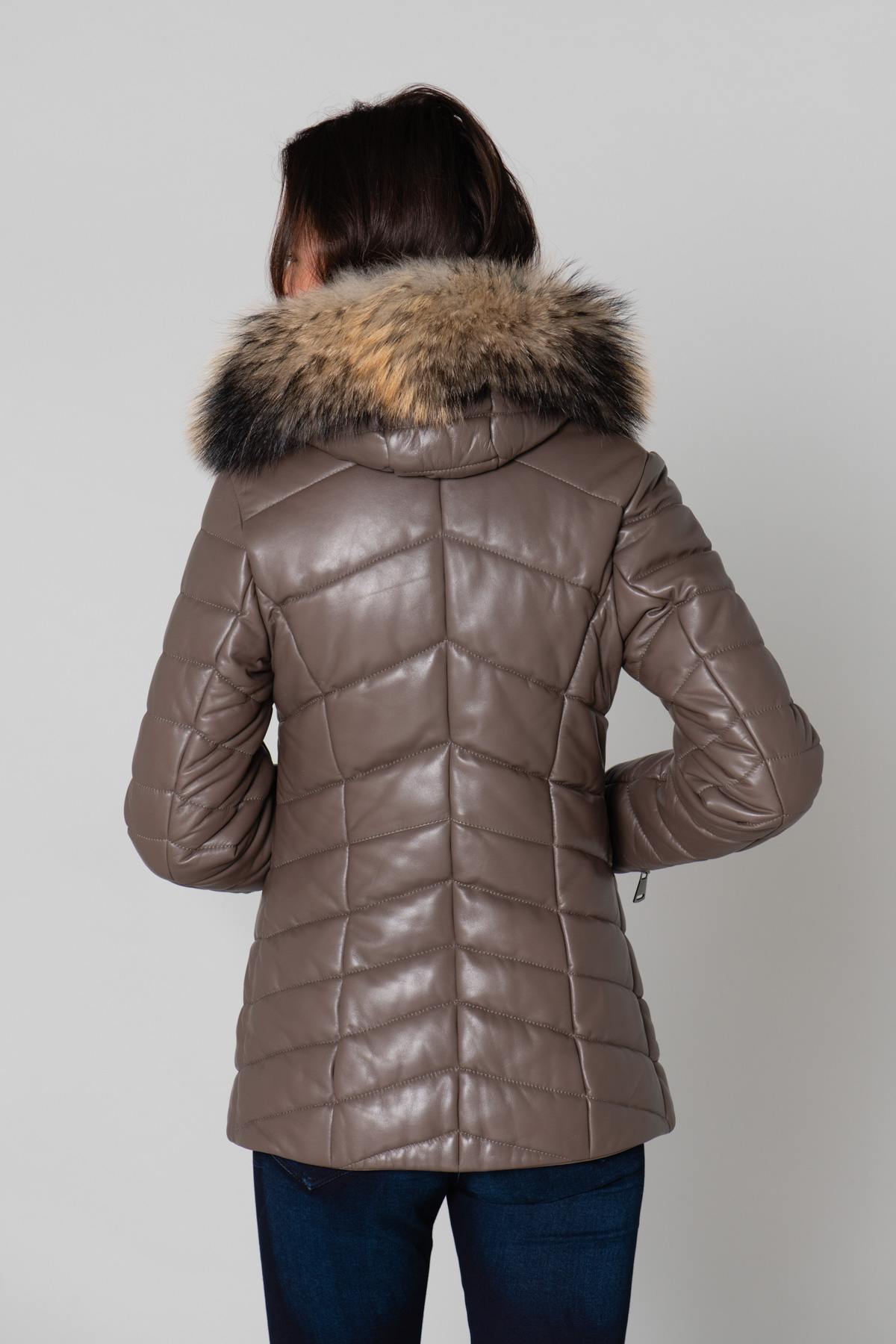 Taupe shearling jacket, mid-length with asymmetrical zip and lining. - Image n°7