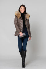 Taupe shearling jacket, mid-length with asymmetrical zip and lining. - Image n°3