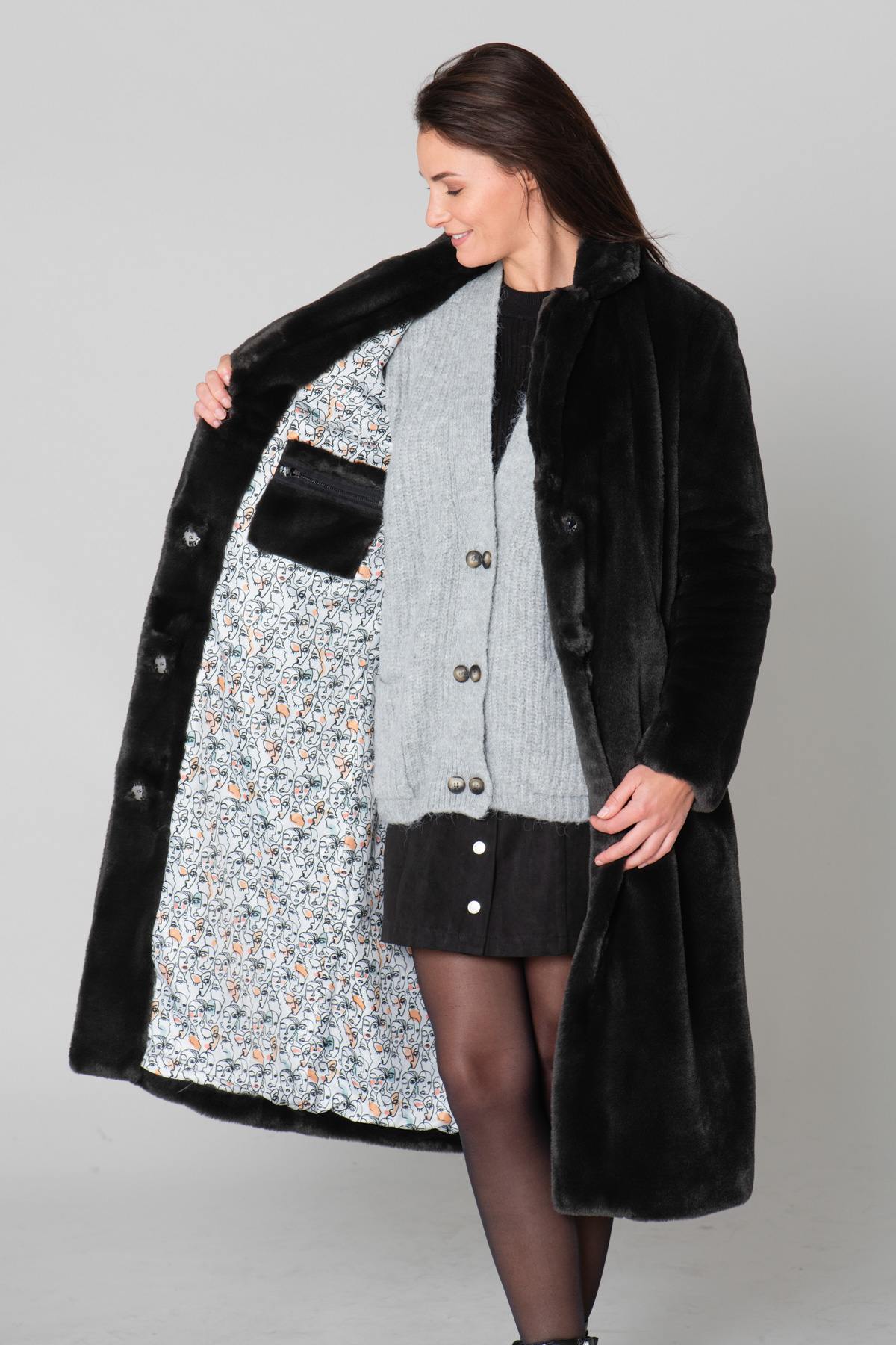 Long faux fur coat - Image n°3