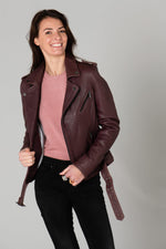 Violet sheep leather biker jacket. Slimfit, off-centre zip. - Image n°4
