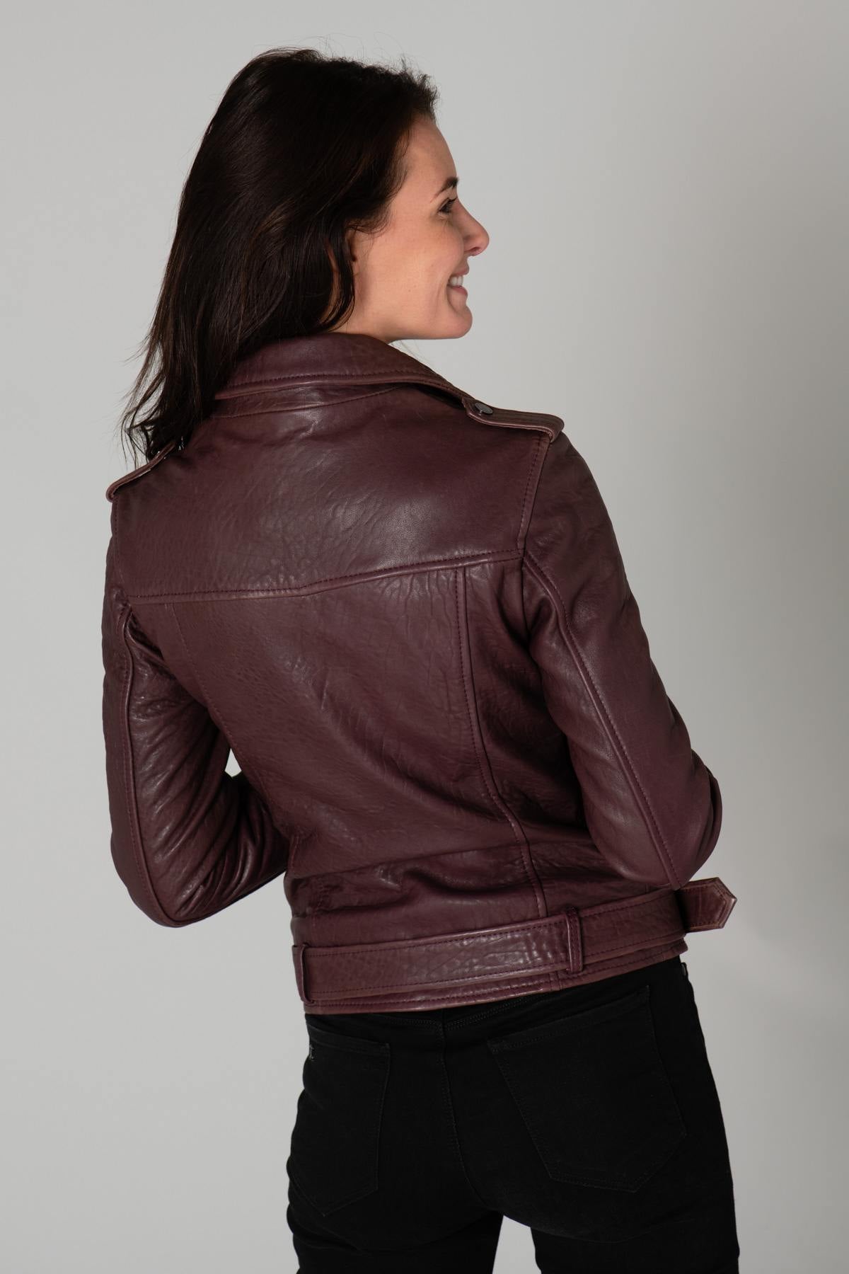 Violet sheep leather biker jacket. Slimfit, off-centre zip. - Image n°6