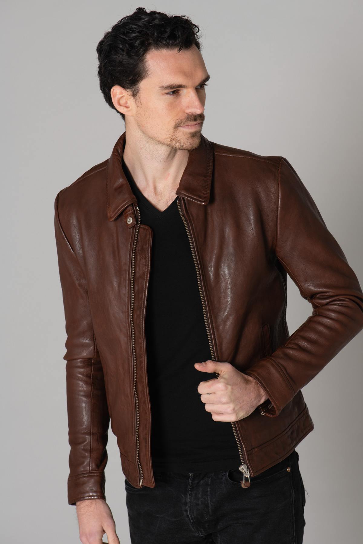 Rich brown sheepskin jacket, vegetable-tanned and biodegradable. - Image n°11