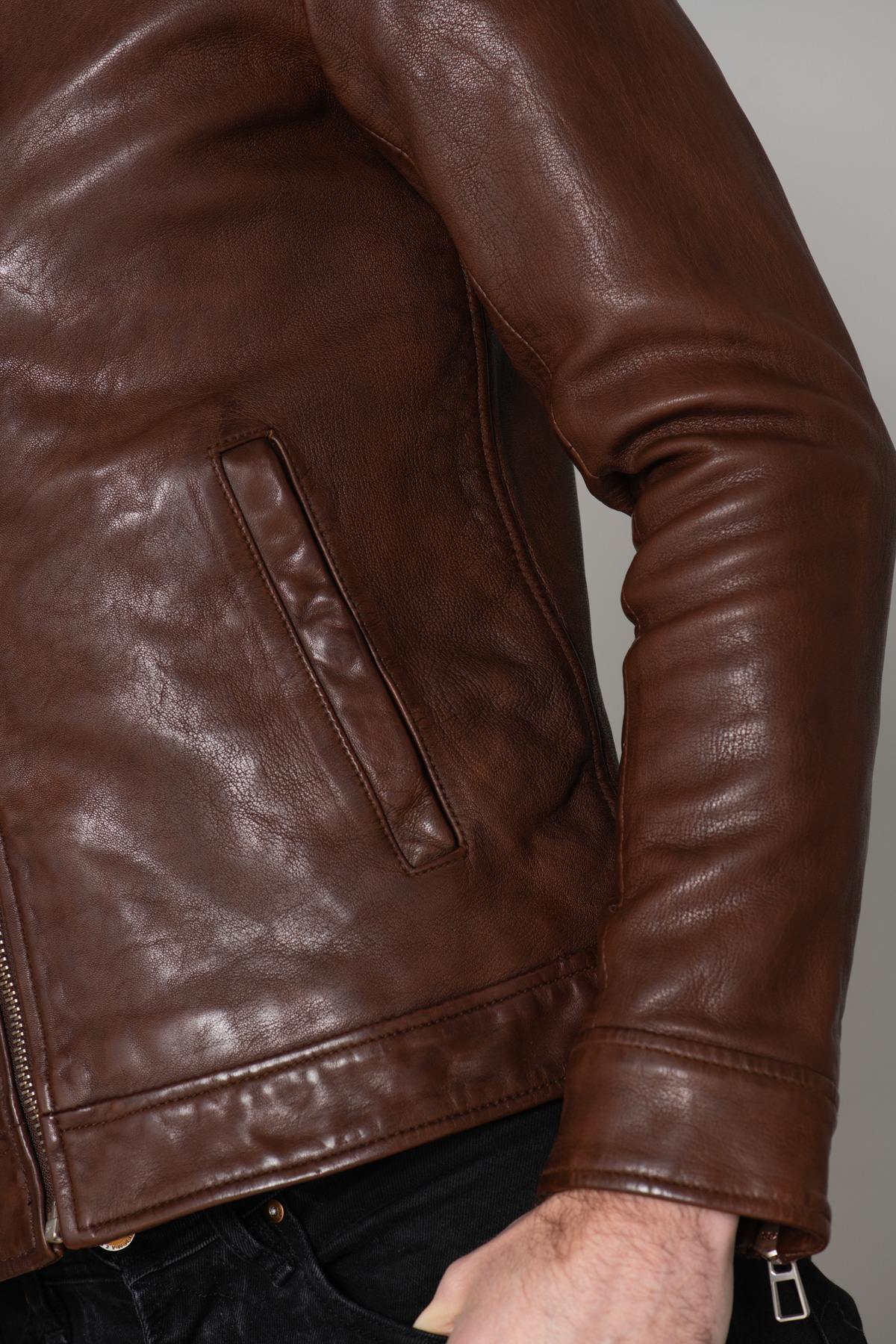 Rich brown sheepskin jacket, vegetable-tanned and biodegradable. - Image n°19