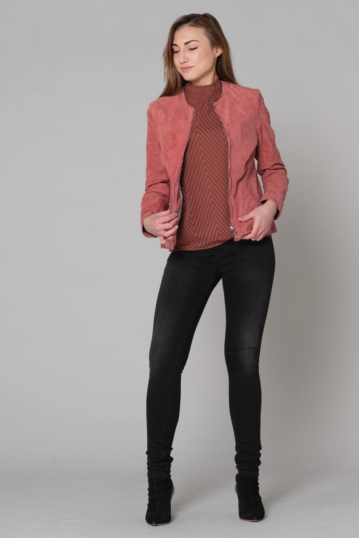 Mineral red suede goat leather jacket with curve fit and biker collar. - Image n°11