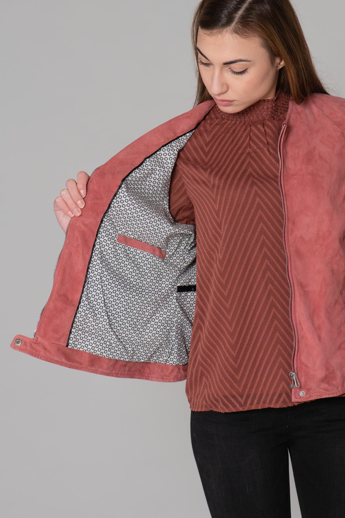 Mineral red suede goat leather jacket with curve fit and biker collar. - Image n°15