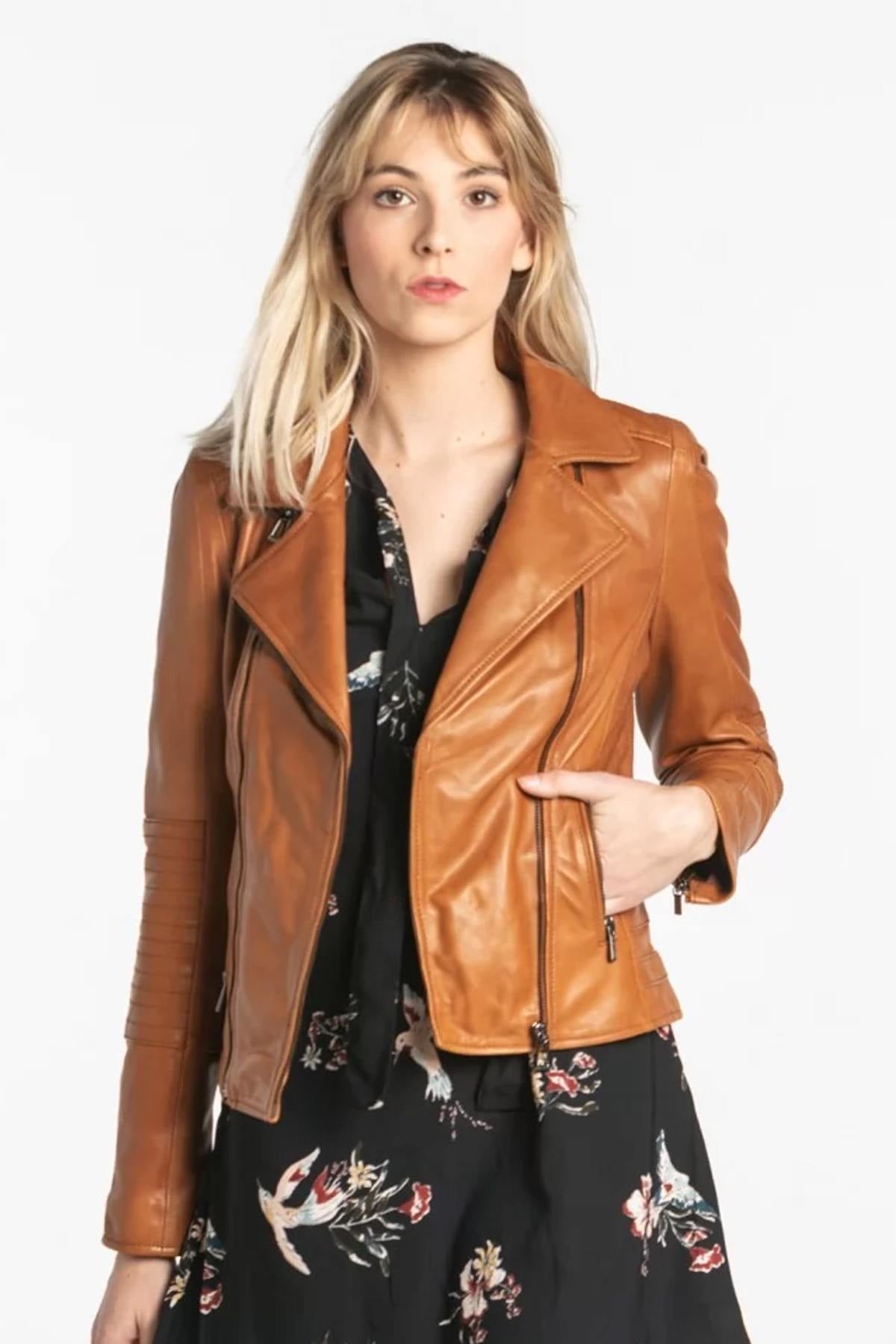 Slimfit biker jacket in soft ruby cognac lambskin, rich in detail. - Image n°8