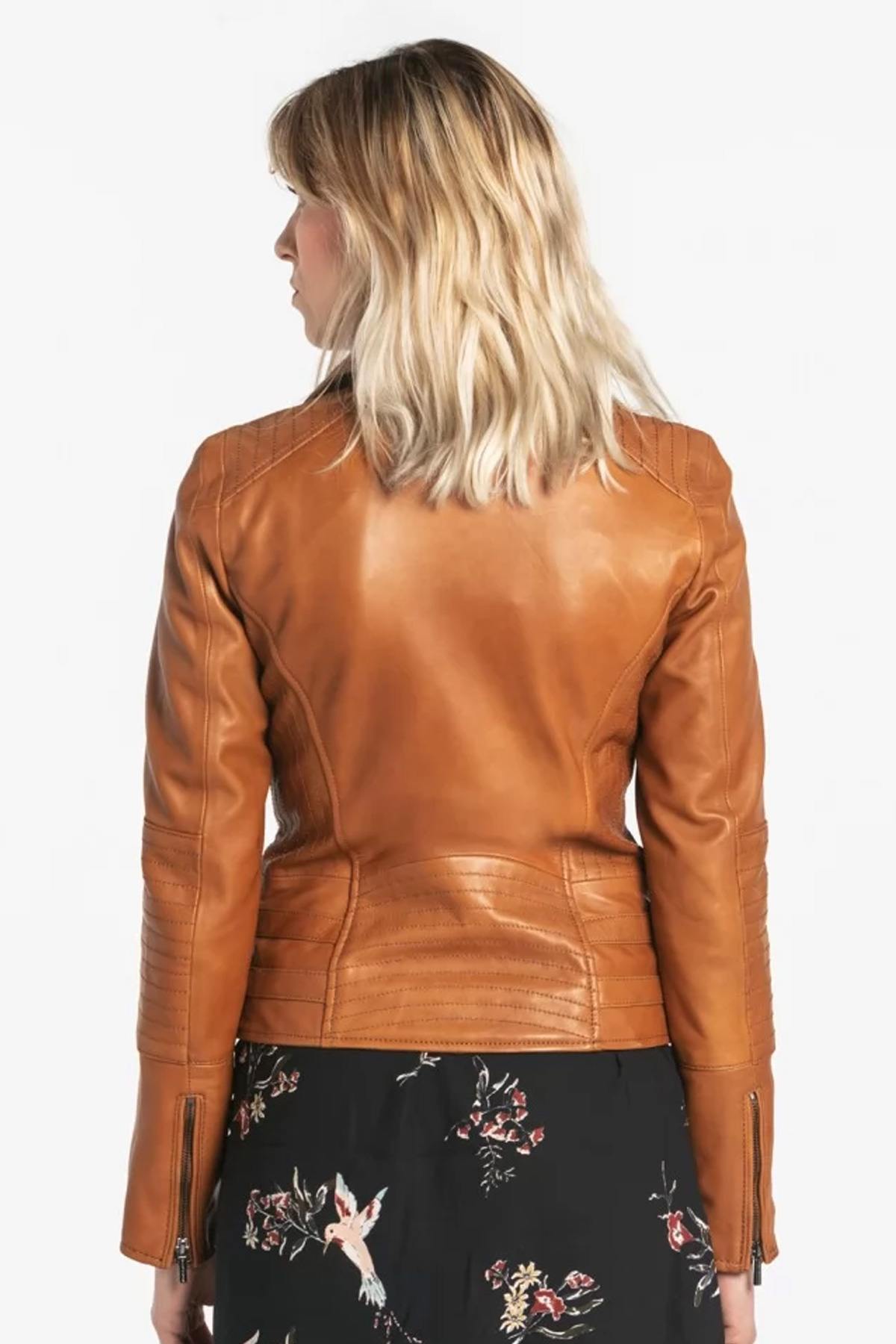 Slimfit biker jacket in soft ruby cognac lambskin, rich in detail. - Image n°6