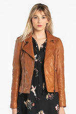 Slimfit biker jacket in soft ruby cognac lambskin, rich in detail. - Image n°5