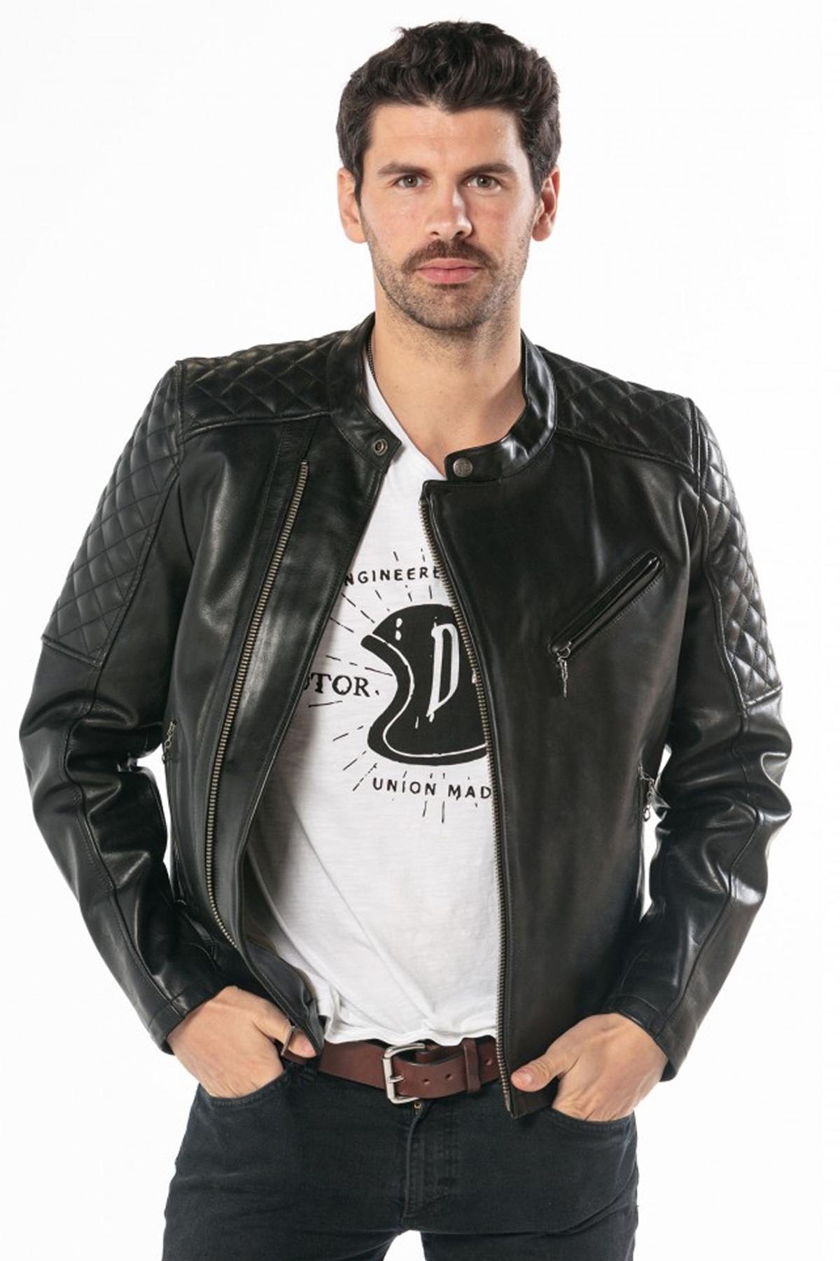 cowhide jacket with quilted accents and a sleek patina. - Image n°4
