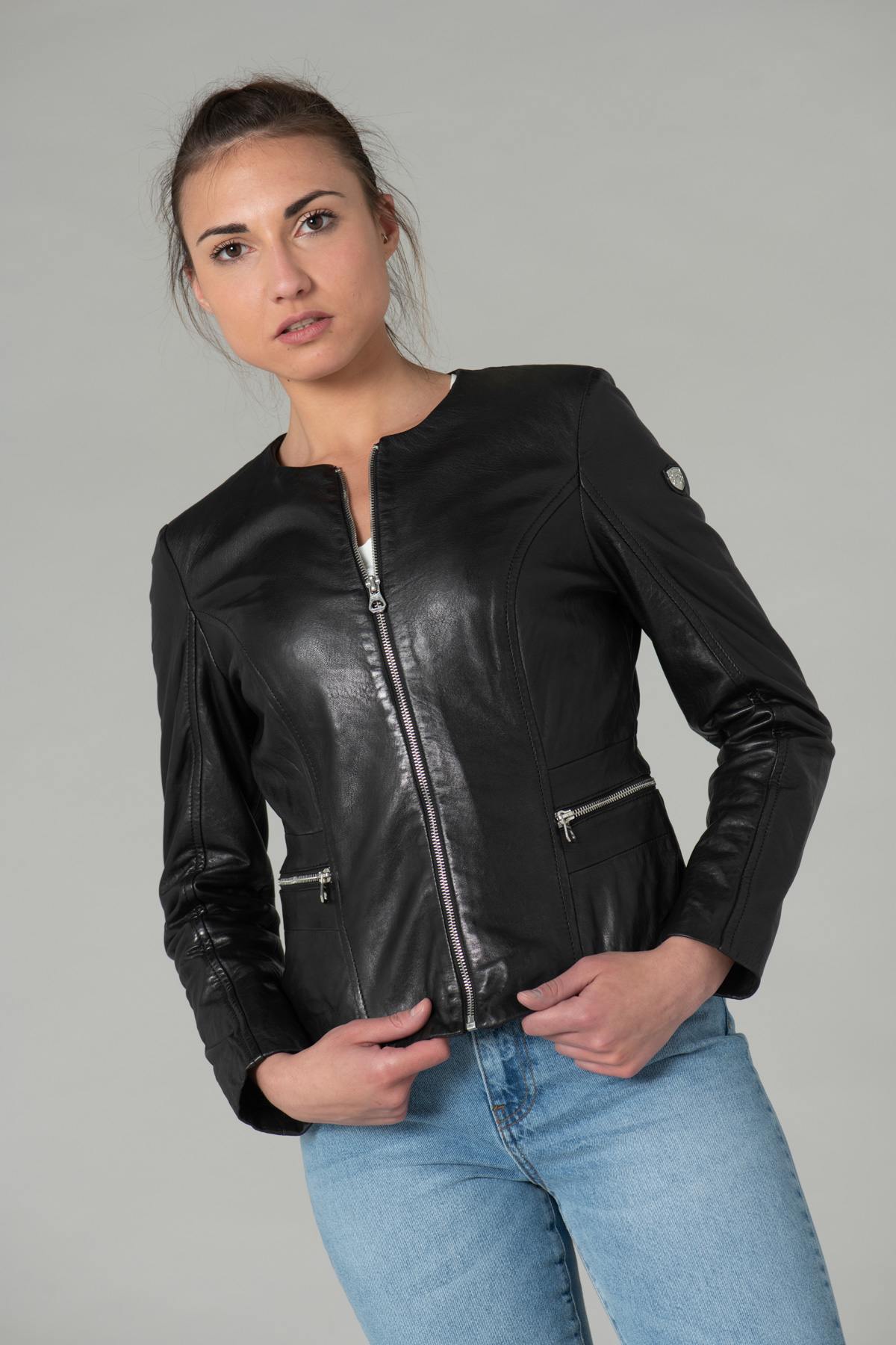 Spencer in black leather - Image n°3