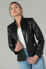 Black lambskin jacket, slim fit, full-zip collar and satin lining. - Image n°7