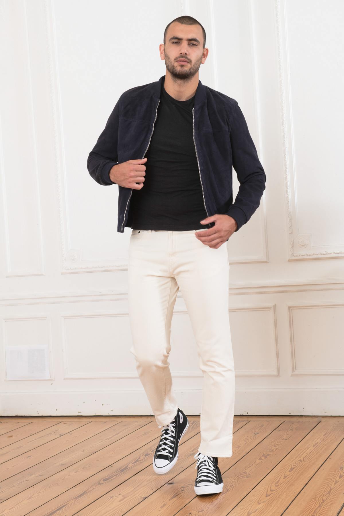 Slim A2-style navy suede jacket in goat leather for a sharp look. - Image n°9