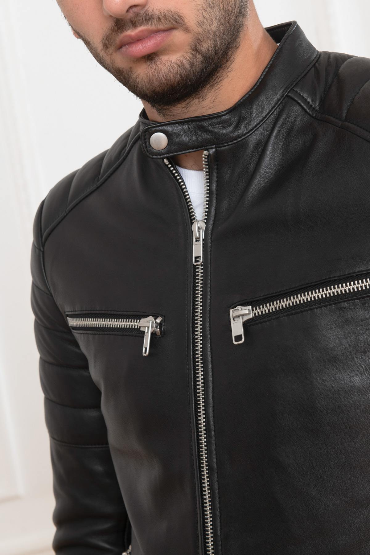 Skinny sheep leather jacket with moto collar and quilted accents. - Image n°4