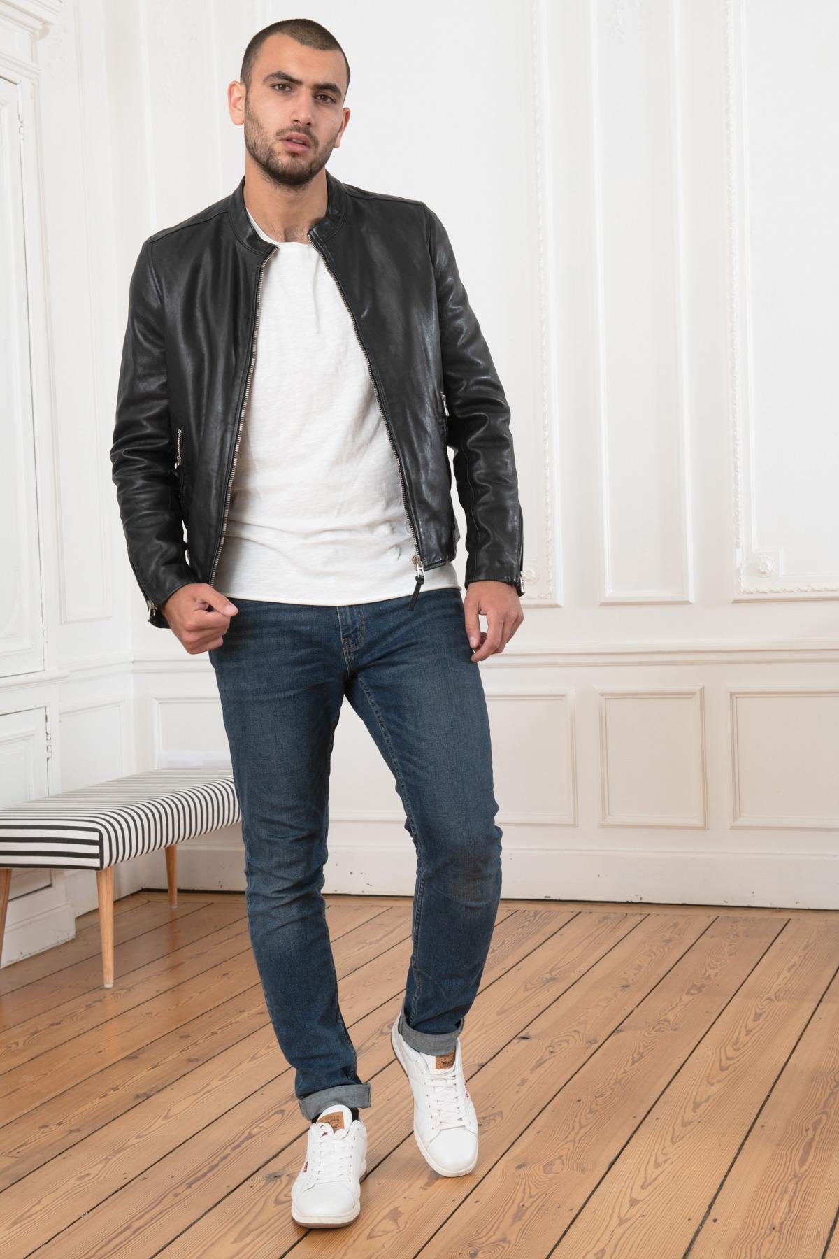 Sheep leather jacket with biker collar, patina and recycled details. - Image n°2