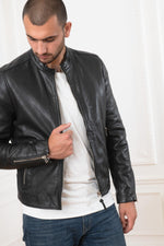 Sheep leather jacket with biker collar, patina and recycled details. - Image n°4