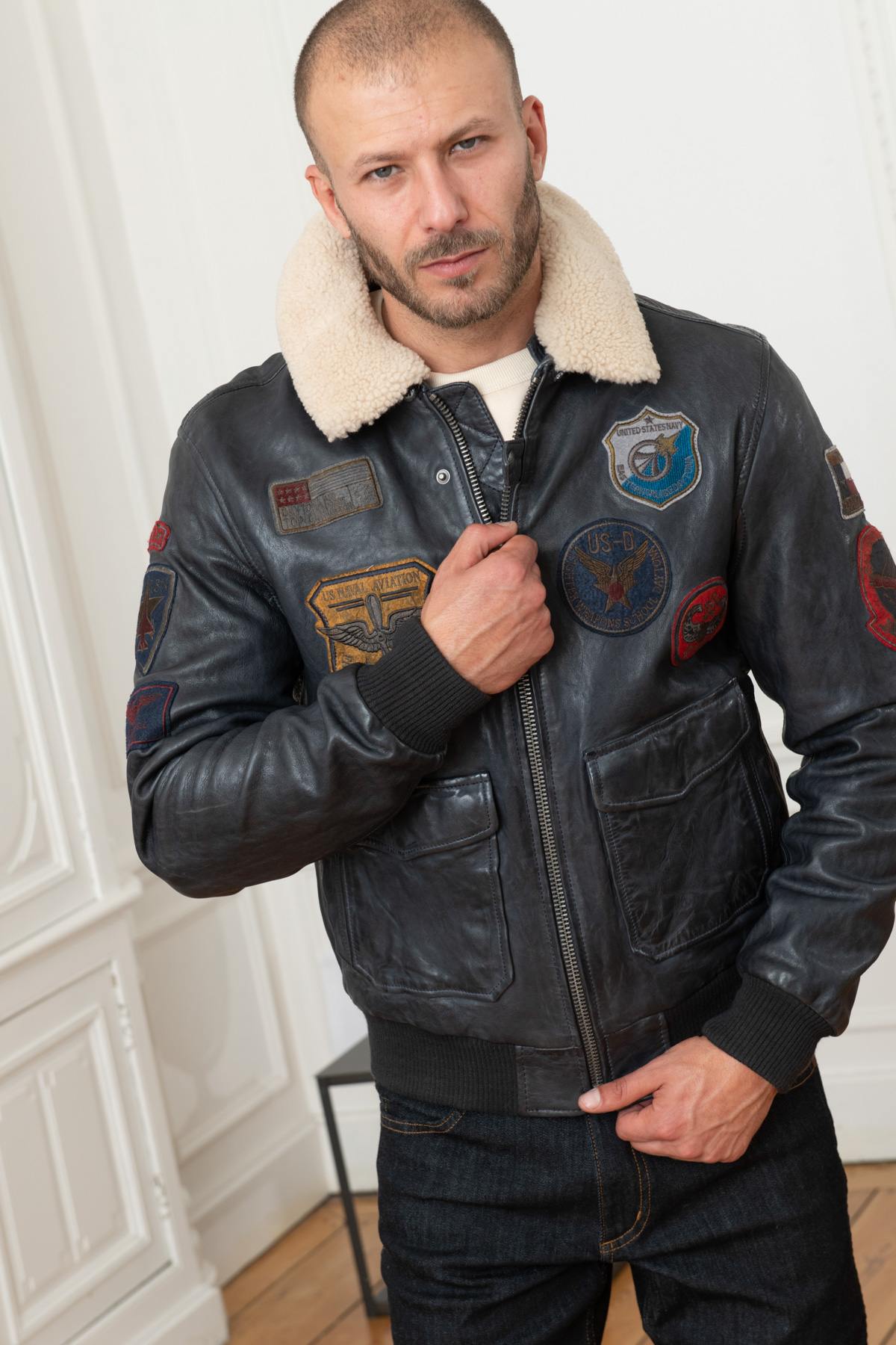 Petrol navy lambskin aviator jacket with removable sheepskin collar. - Image n°2