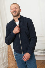 Slim navy suede lambskin jacket with ribbed cuffs and waist for style. - Image n°3