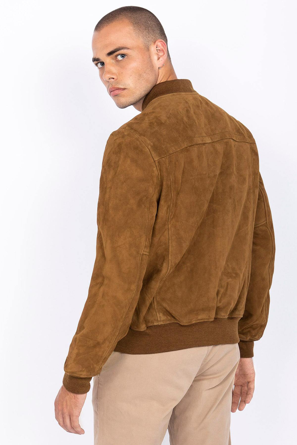 Schott's LC3017 bomber in rust goatskin suede-soft and timeless. - Image n°2