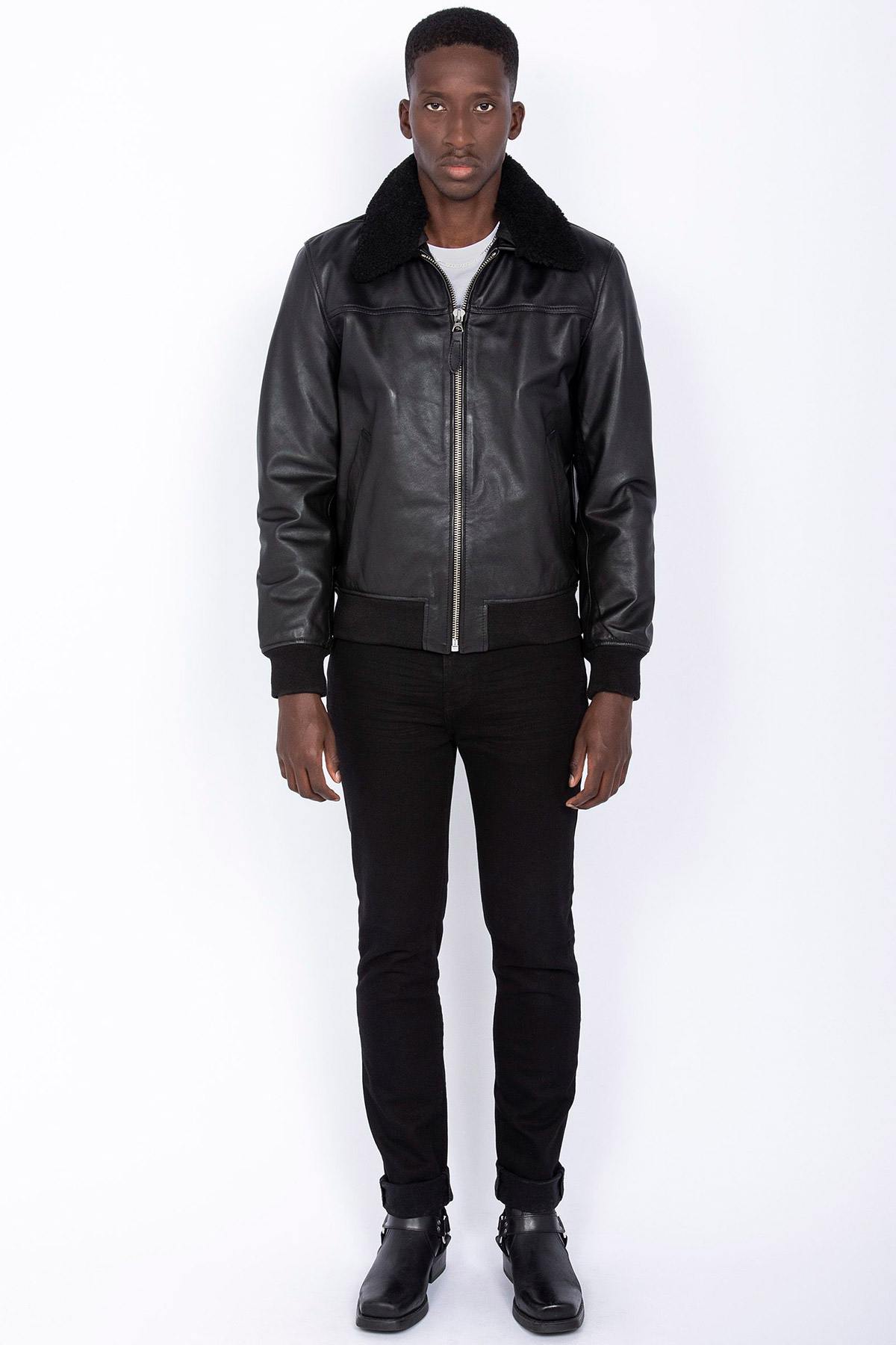 Black cowhide pilot jacket by Schott, detachable shearling collar. - Image n°7