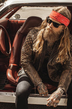 Buffalo leather perfecto with rugged vintage finish. Zips and lacing. - Image n°9