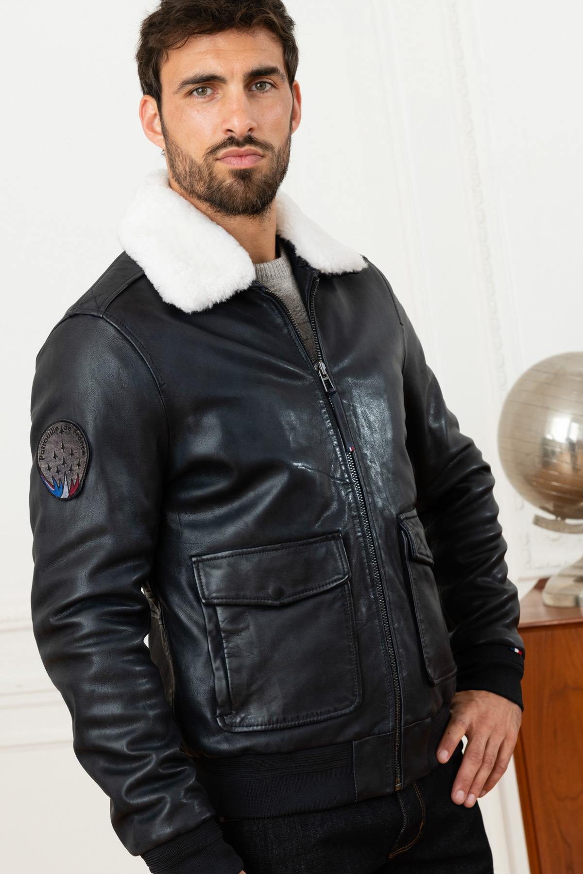 Redskins' navy sheepskin aviator jacket with detachable collar. - Image n°1