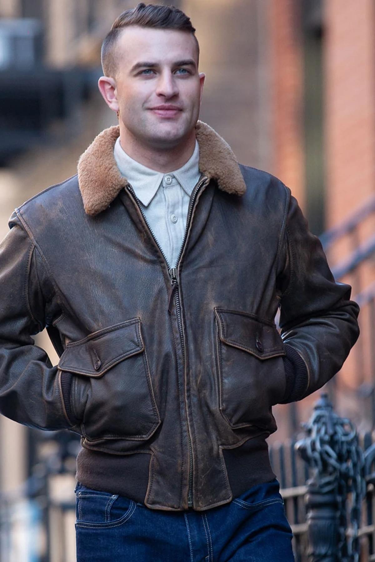 Hand-aged goatskin G-1 Avenger™ bomber, a WWII naval aviator's legacy. - Image n°1