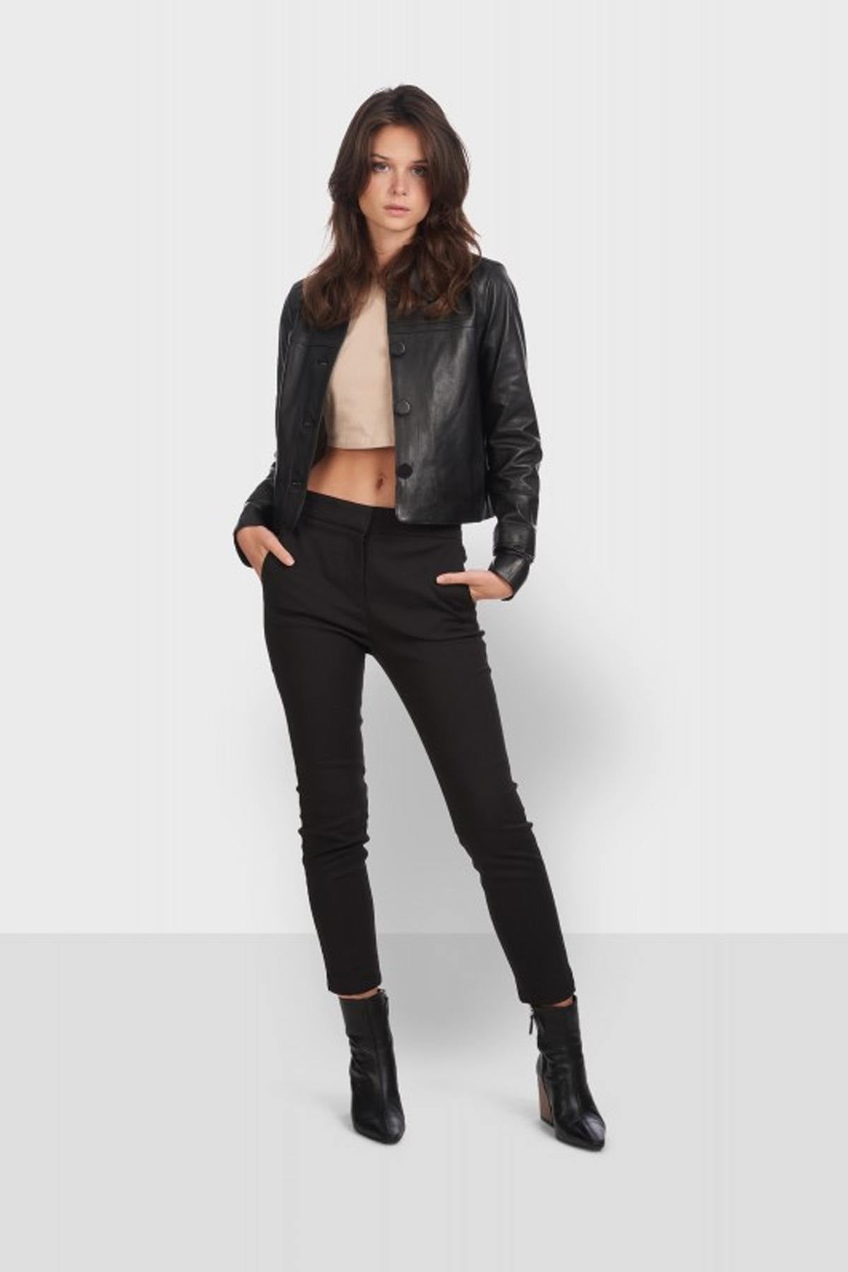 Cropped black sheep leather blazer-sharp, sensual, and bold. - Image n°2
