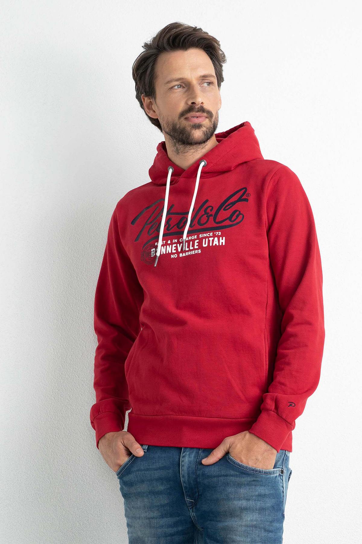 Red hoodie - Image n°2
