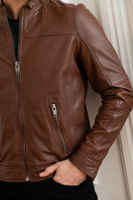 A light tan lambskin jacket with a regular fit and Mao collar. - Image n°1