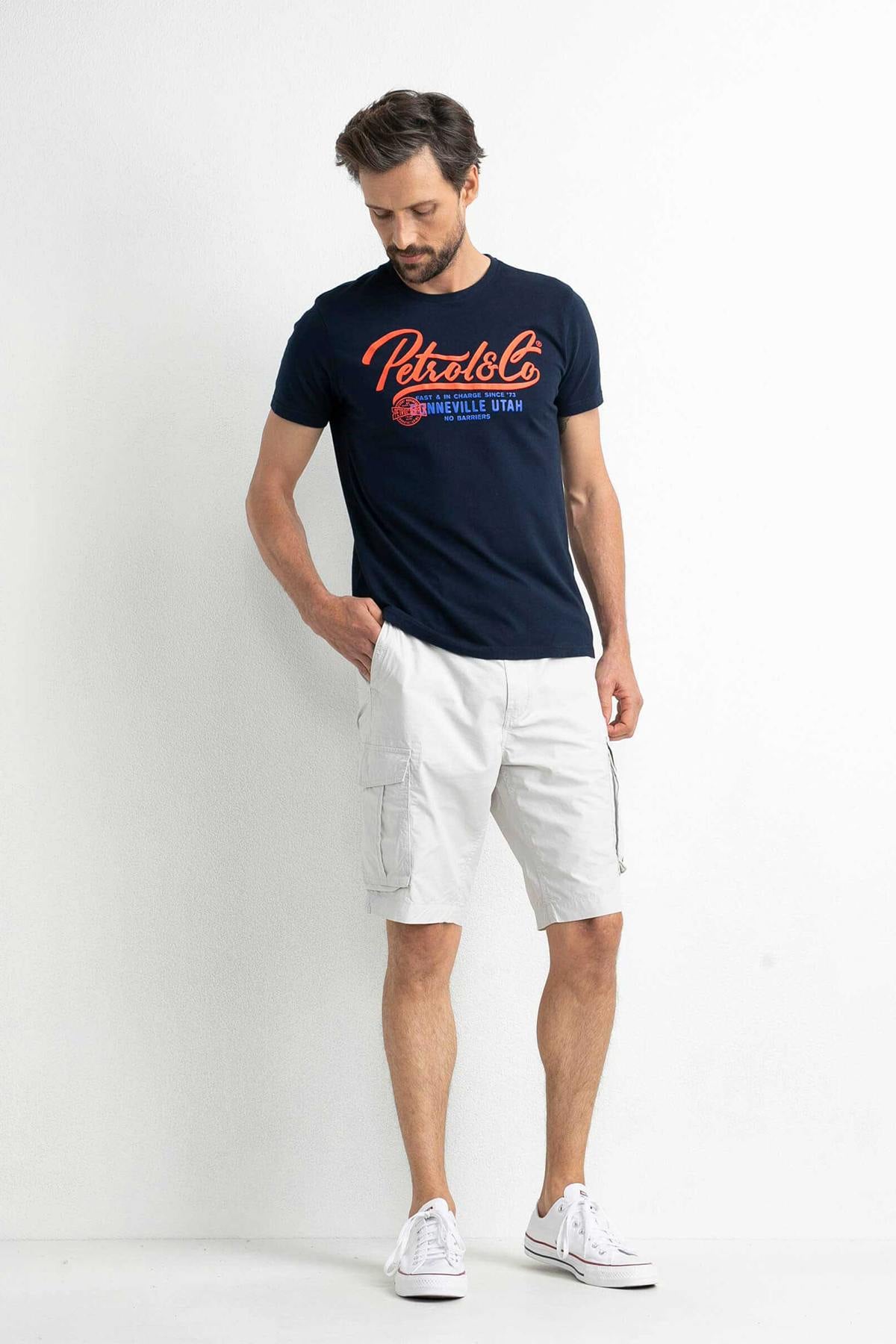 White cargo shorts with belt - Image n°3