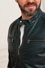 Daytona's lambskin jacket: glazed, crinkled, in deep Vita Ocean blue. - Image n°7