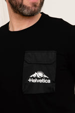Black t-shirt with chest pocket - Image n°4