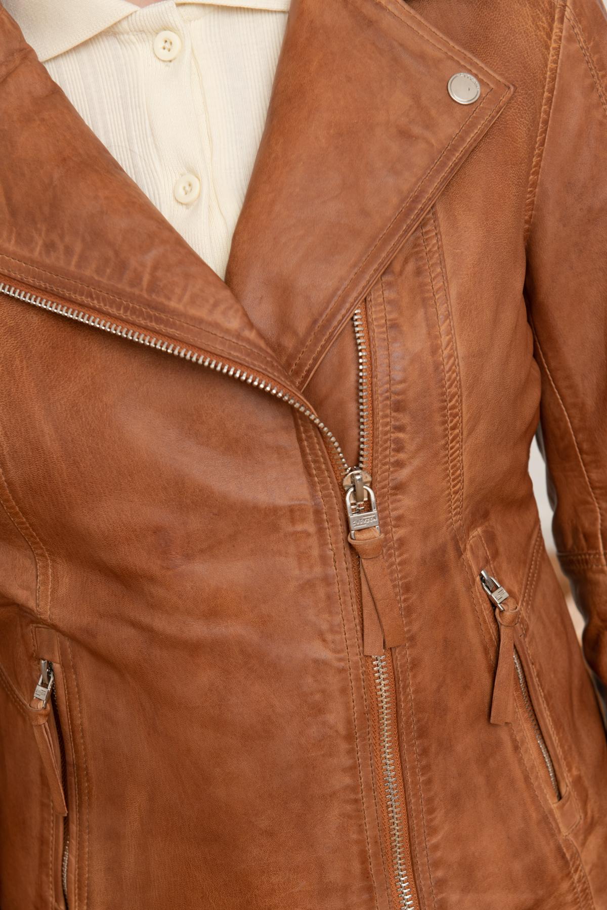 Marbled cognac lambskin biker jacket. Slim fit, effortless style. - Image n°8