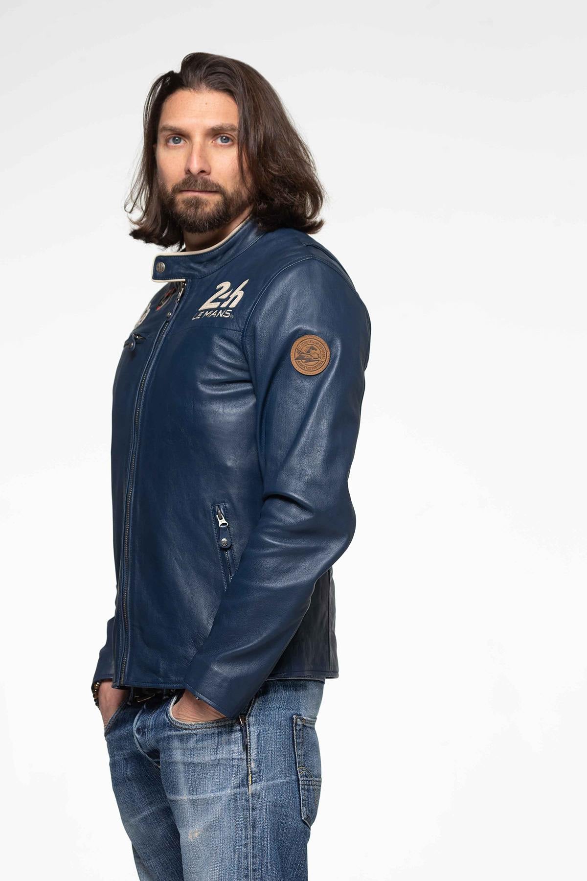 Glossy royal blue sheep leather jacket with contrast collar. - Image n°8