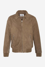 Aged goat suede defines Schott's dark beige take on the classic A2. - Image n°1