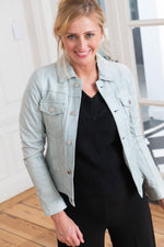 Pale blue lambskin jacket with a shirt collar and slim, feminine fit. - Image n°6