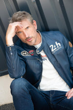 Glossy royal blue sheep leather jacket with contrast collar. - Image n°5