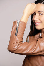 Glossy sheep leather biker jacket with tailored fit and bold collar. - Image n°7