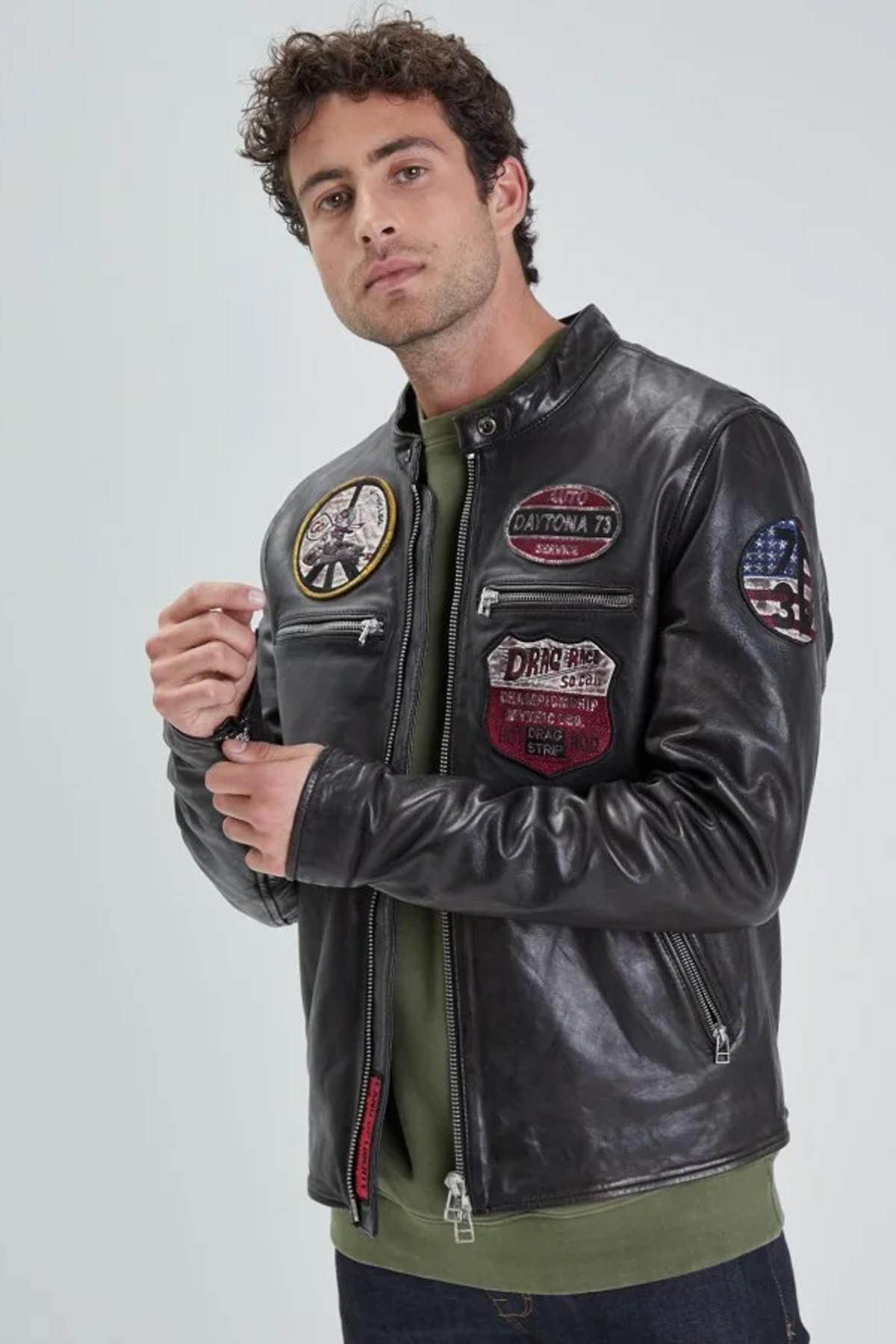 Daytona's black lambskin jacket: seven patches, removable collar. - Image n°3