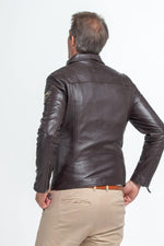 Maroon sheep leather jacket-*Le Mans* racing spirit in a shirt collar. - Image n°2
