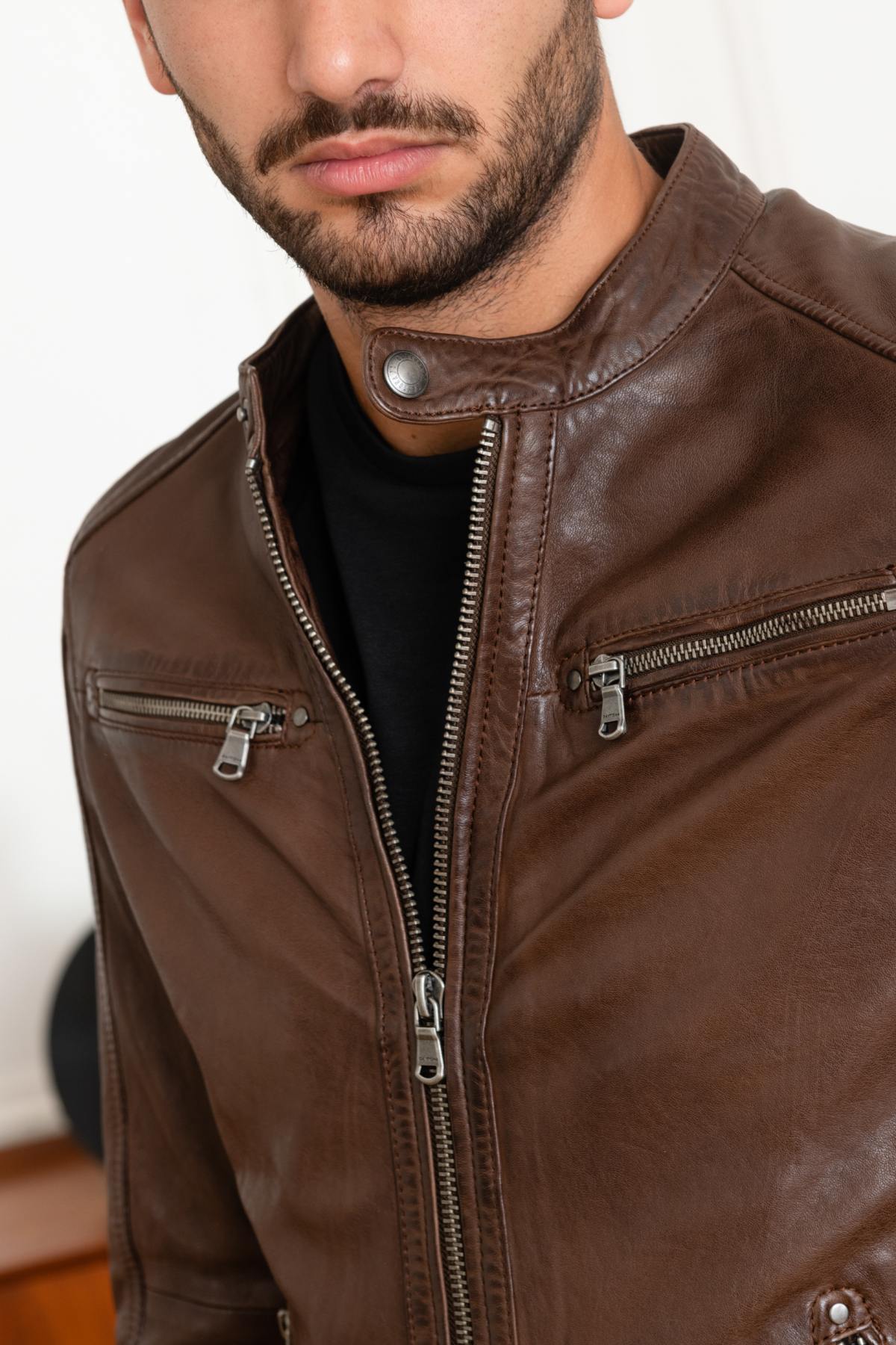 Vegetable-tanned lambskin jacket, slim fit. Moto collar, mid-season. - Image n°6